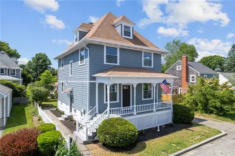 15 Pearl Ave, East Providence, RI 02916