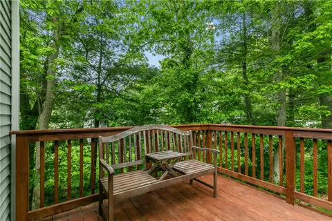Exterior - 7 Robin Dr, Exeter, RI 02822 photo 5 of 6