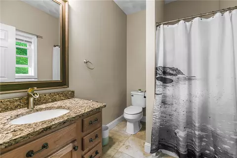 Bath - 7 Robin Dr, Exeter, RI 02822 photo 1 of 1