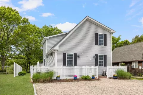 79 Willow Rd, Charlestown, RI 02813