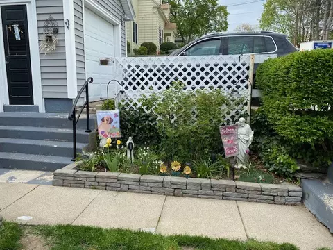Exterior - 398 Gaskill St, Woonsocket, RI 02895 photo 10 of 10