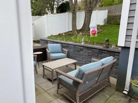 Exterior - 398 Gaskill St, Woonsocket, RI 02895 photo 6 of 10