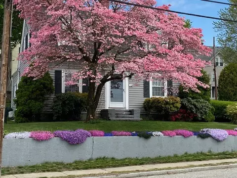 Exterior - 398 Gaskill St, Woonsocket, RI 02895 photo 3 of 10