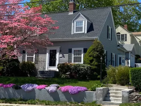 Exterior - 398 Gaskill St, Woonsocket, RI 02895 photo 2 of 10