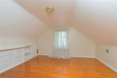 Bedroom - 11 Ithaca St, Warwick, RI 02889 photo 2 of 3