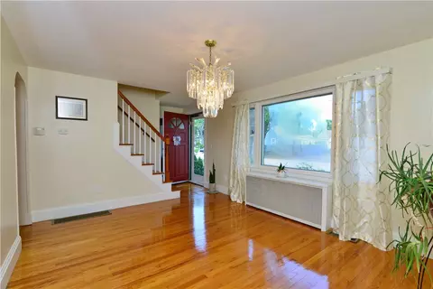 Living - 11 Ithaca St, Warwick, RI 02889 photo 3 of 3