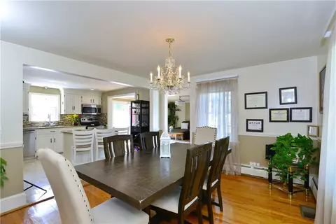 Dining - 11 Ithaca St, Warwick, RI 02889 photo 2 of 2