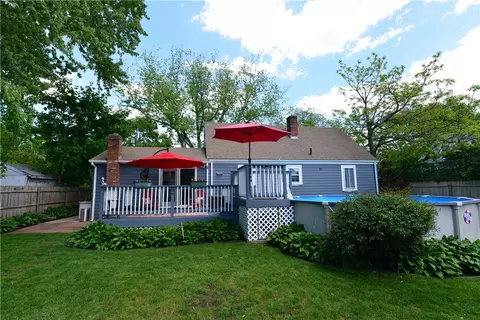 Exterior - 11 Ithaca St, Warwick, RI 02889 photo 6 of 8