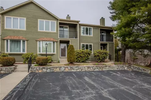 26 Tamarac Dr #C, Greenville, RI 02828