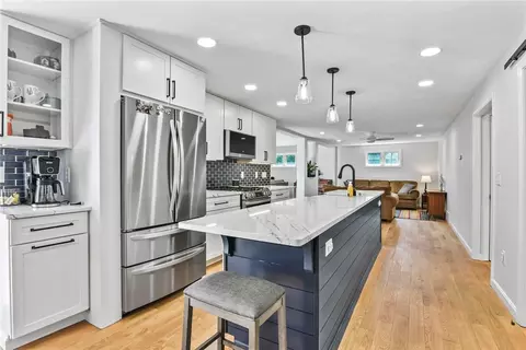 78 Polo Dr, North Kingstown, RI 02874