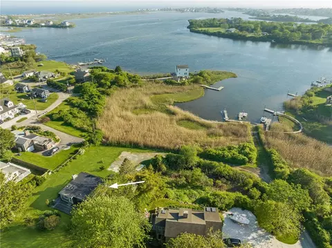 56 Stedman Rd, South Kingstown, RI 02879