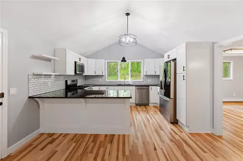 76 Elm St, Upton, MA 01568 photo 3