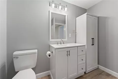 76 Elm St, Upton, MA 01568 photo 11