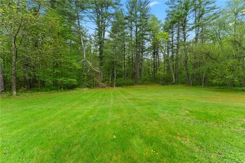 76 Elm St, Upton, MA 01568 photo 16