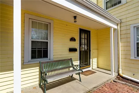 263 Crestwood Rd, Warwick, RI 02886 photo 6