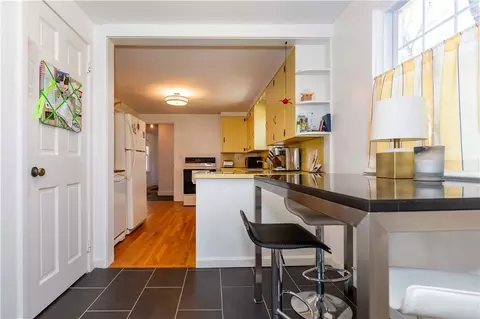 263 Crestwood Rd, Warwick, RI 02886 photo 18