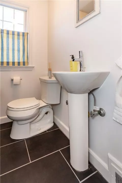 263 Crestwood Rd, Warwick, RI 02886 photo 26