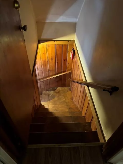 Entry Way - 139 Lancaster Ave, Warwick, RI 02886 photo 2 of 3
