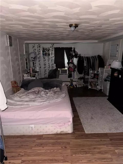 Bedroom - 139 Lancaster Ave, Warwick, RI 02886 photo 4 of 5