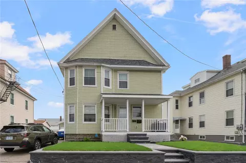 183 Grand Ave, Pawtucket, RI 02861