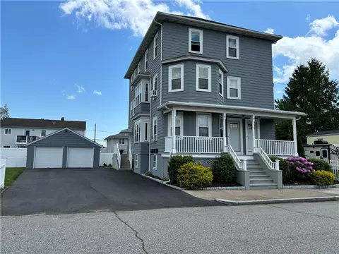 46 Larch St, East Providence, RI 02914