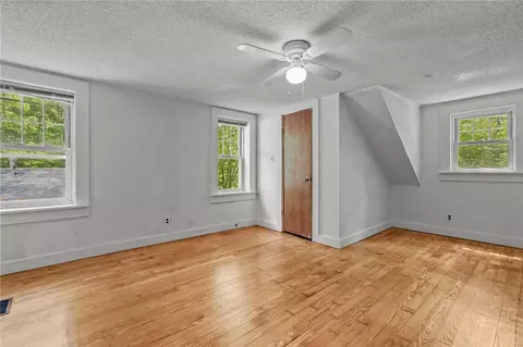 907 Putnam Pike, Glocester, RI 02814 photo 29