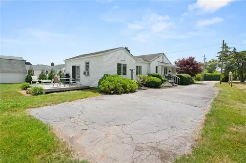 25 Champlin Dr, Westerly, RI 02891 photo 31