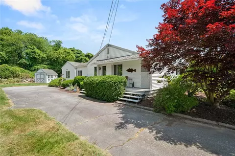 25 Champlin Dr, Westerly, RI 02891 photo 28