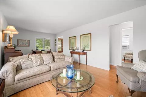 25 Champlin Dr, Westerly, RI 02891 photo 20