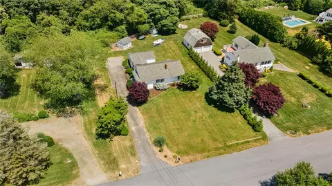 25 Champlin Dr, Westerly, RI 02891 photo 44
