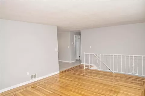 785 Centerville Rd, Warwick, RI 02886 photo 8