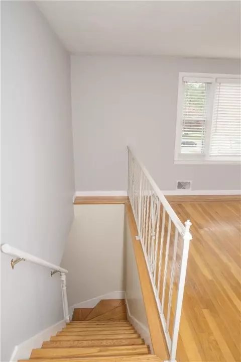 785 Centerville Rd, Warwick, RI 02886 photo 9