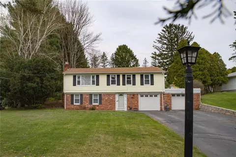 785 Centerville Rd, Warwick, RI 02886