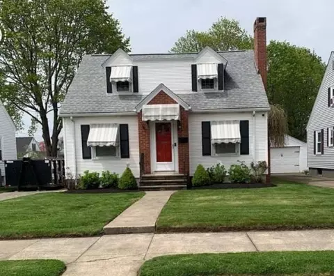 159 Woodhaven Rd, Pawtucket, RI 02861