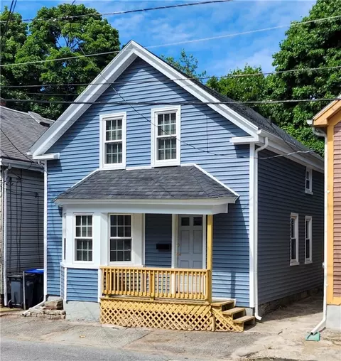 16 Duke St, Providence, RI 02908
