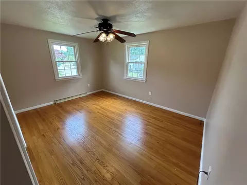 99 Everill St, Warwick, RI 02889 photo 17