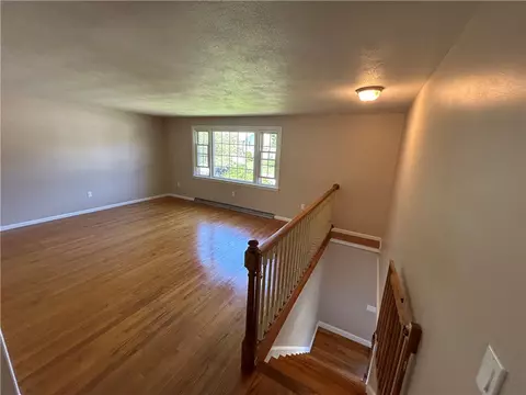 99 Everill St, Warwick, RI 02889 photo 9