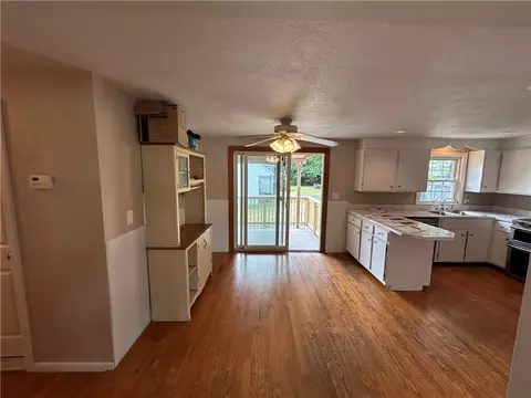 99 Everill St, Warwick, RI 02889 photo 11