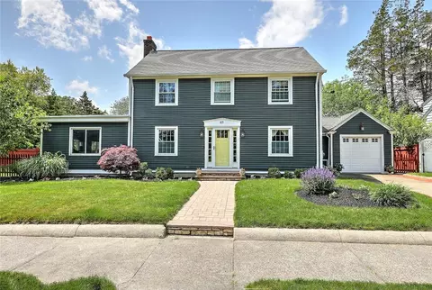 63 Hastings Ave, Pawtucket, RI 02861