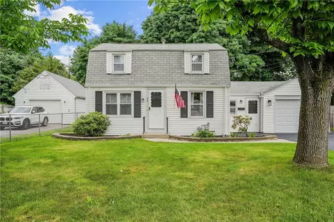 Exterior - 403 Chapmans Ave, Warwick, RI 02886 photo 7 of 8