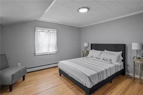 Bedroom - 403 Chapmans Ave, Warwick, RI 02886 photo 4 of 7