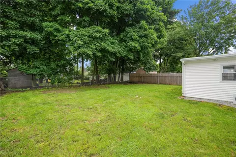 Exterior - 403 Chapmans Ave, Warwick, RI 02886 photo 5 of 8