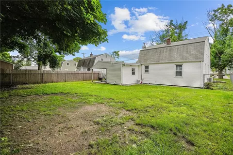 Exterior - 403 Chapmans Ave, Warwick, RI 02886 photo 4 of 8