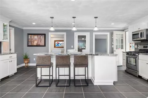 Kitchen - 191 Echo Rd, Glocester, RI 02814 photo 3 of 5