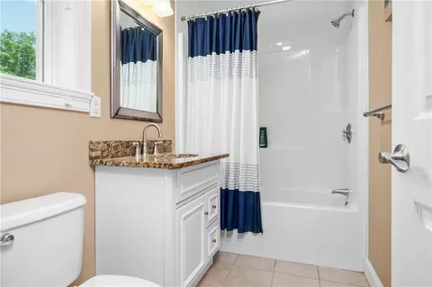 Bath - 191 Echo Rd, Glocester, RI 02814 photo 1 of 3