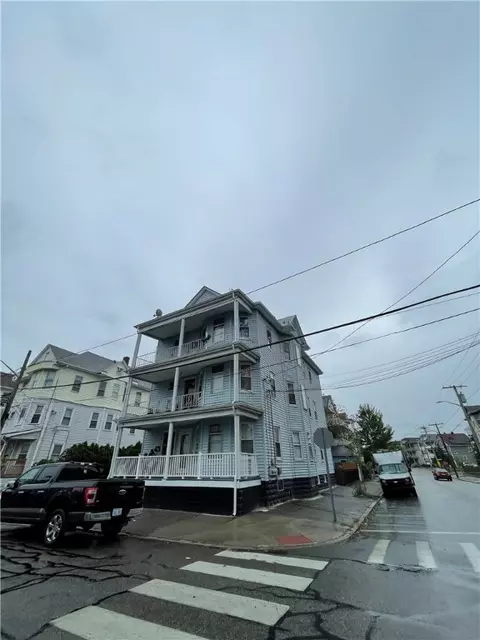 37 Sorrento St, Providence, RI 02909