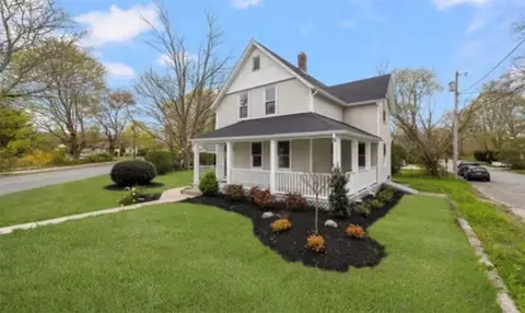 78 Church St, South Kingstown, RI 02879