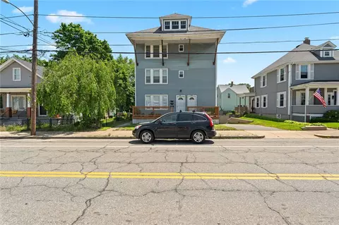 452 Providence St, Woonsocket, RI 02895 photo 48