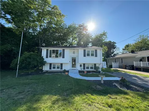 173 Friendship St, North Providence, RI 02904