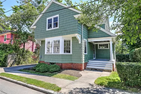 25 Kingston Ave, Providence, RI 02906